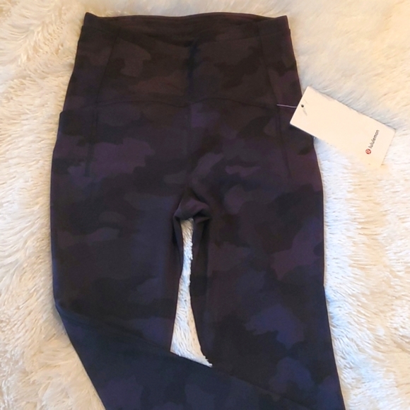 LULULEMON SWIFT SPEED HR - Picture 9 of 10